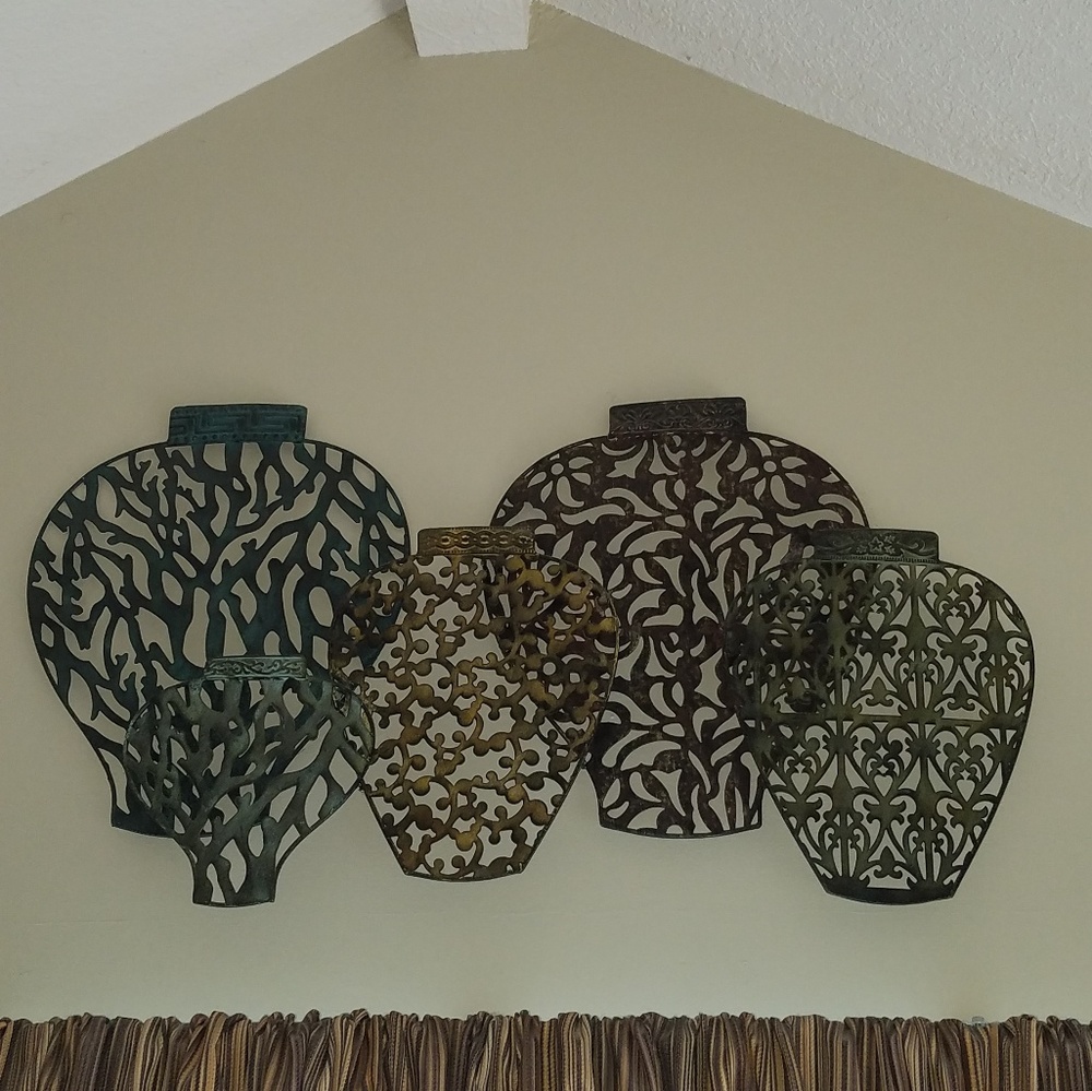 Wall decor